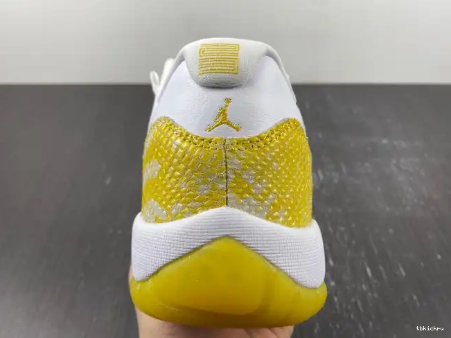 Reps TBkick Air Low Jordan 11 WMNS Snakeskin Yellow AH7860-107 0606